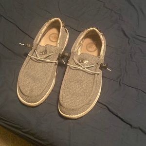 Mens Hey Dudes size 11